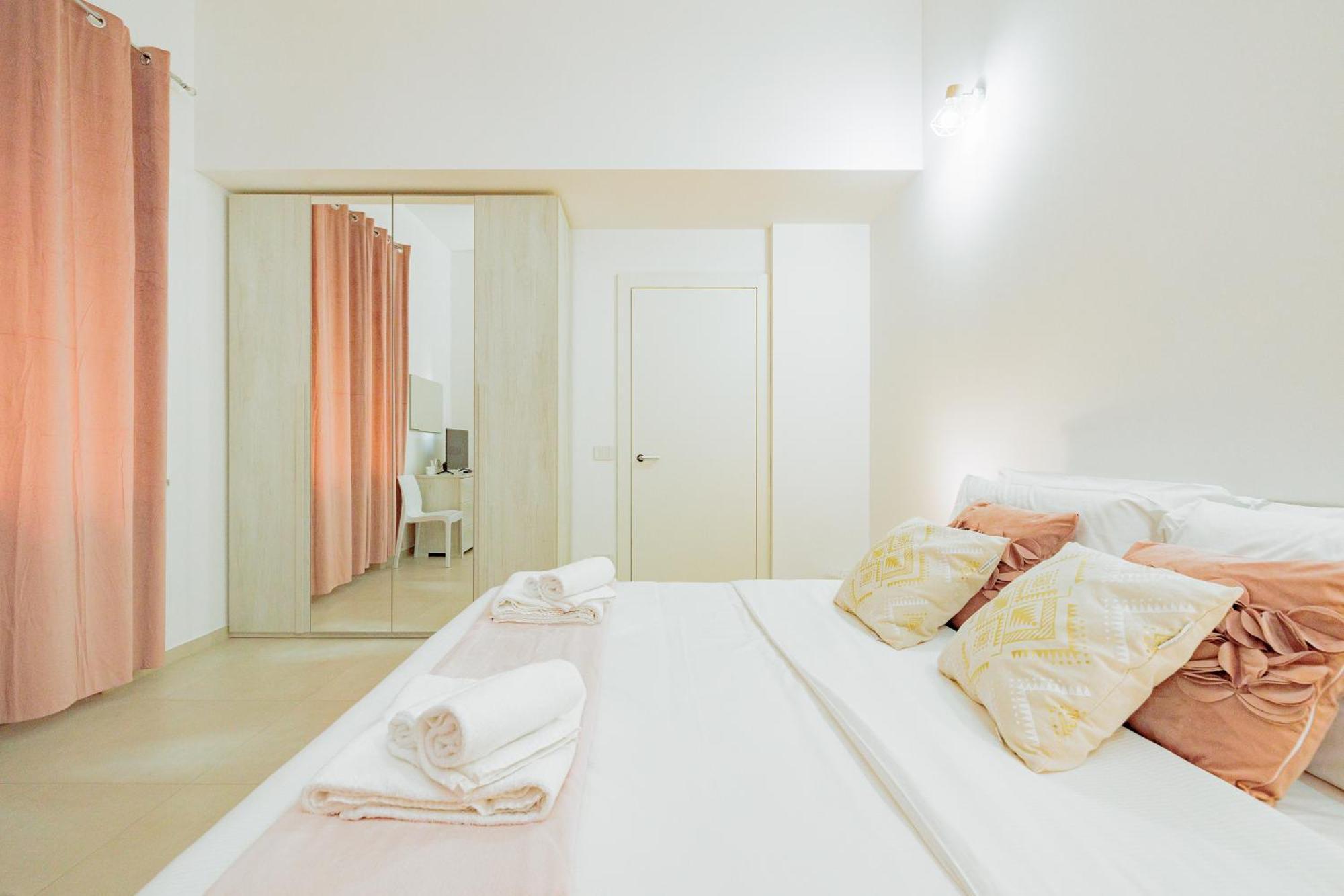La Casa Di Alessia Nel Centro Di Como - Alessiatravelling Exterior foto